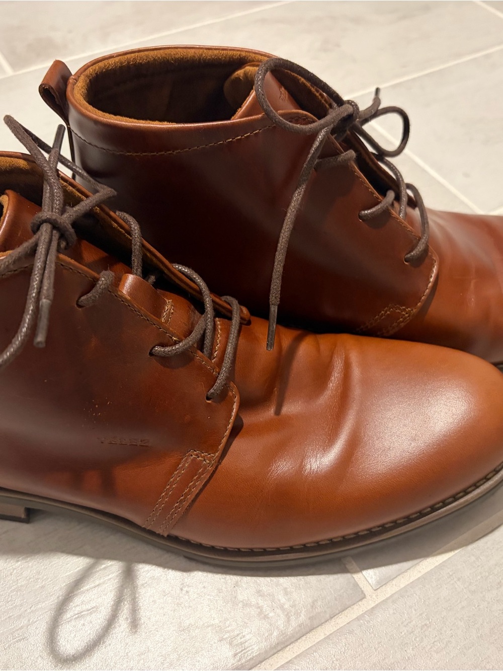 Men's Chukka Boots in Rich Cognac Leather